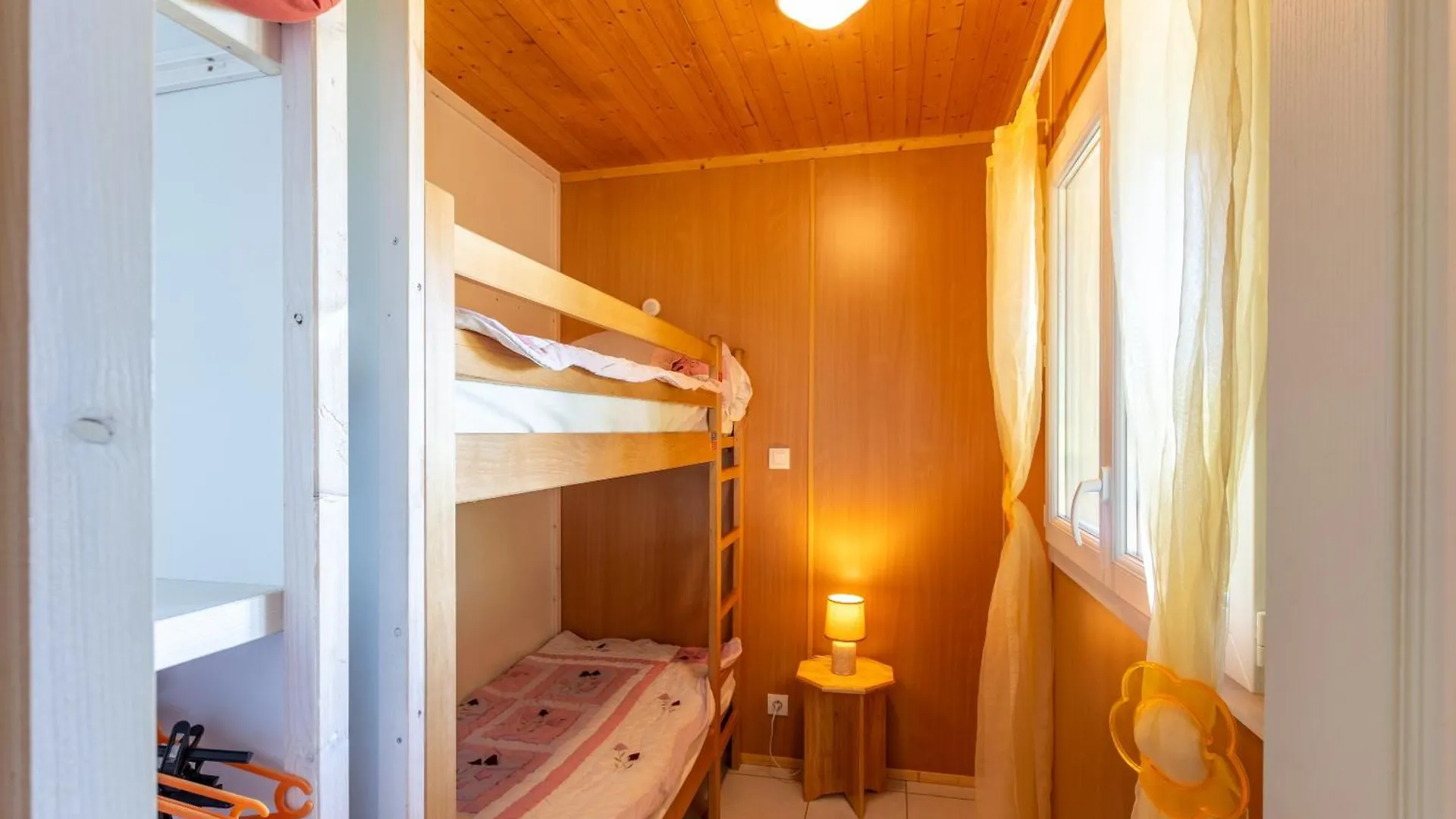 Chalet Chloe - Mas Lachamp Gravieres 0*,  France